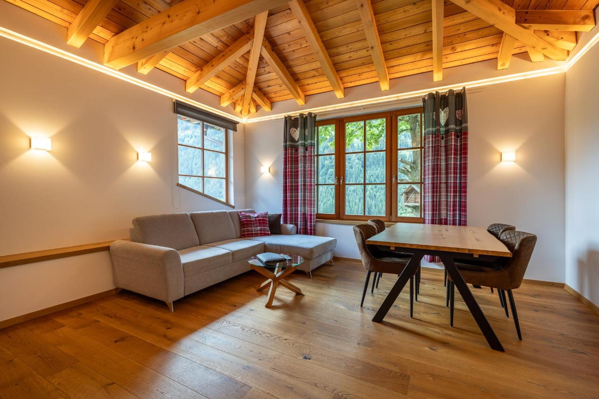 Der Lammhof - Appartements Kaswurm วาไกรน์ ภายนอก รูปภาพ